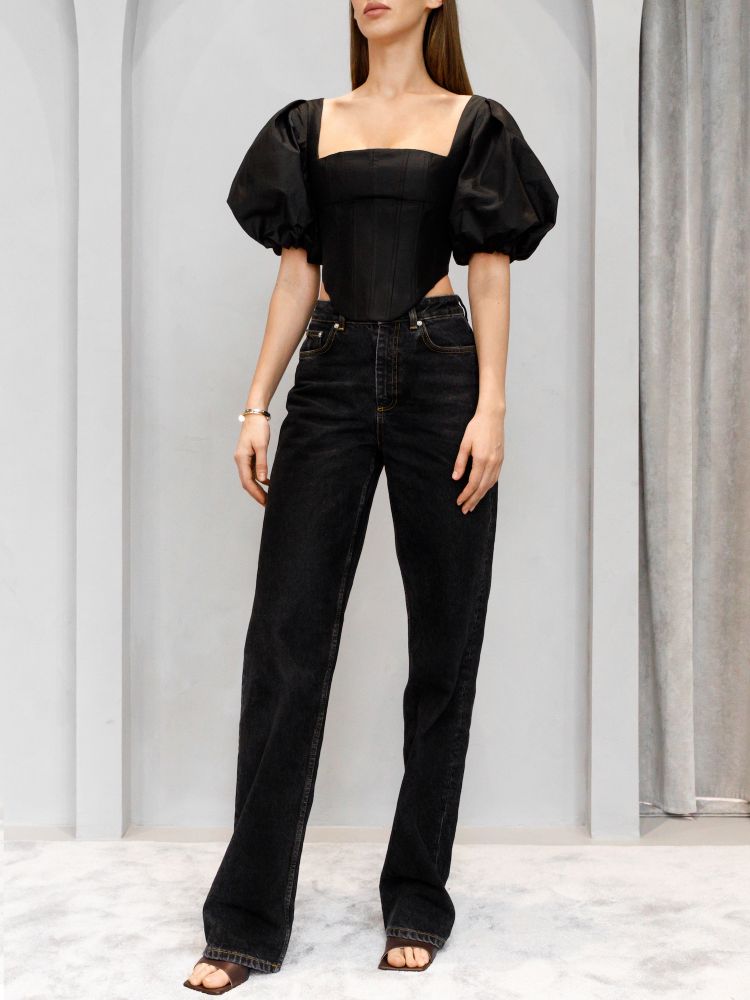 Шелковый топ с объемными рукавами