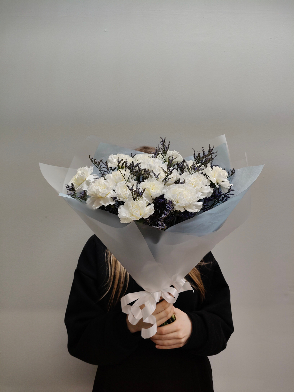 Яркий букет-кулек с оранжевой герберой (С0061)