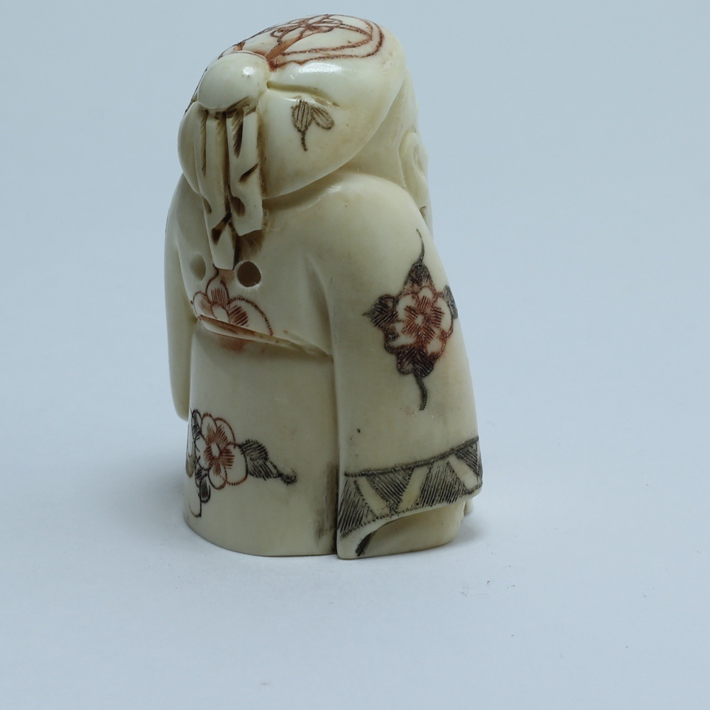 Нэцкэ Дзюродзин с бочкой