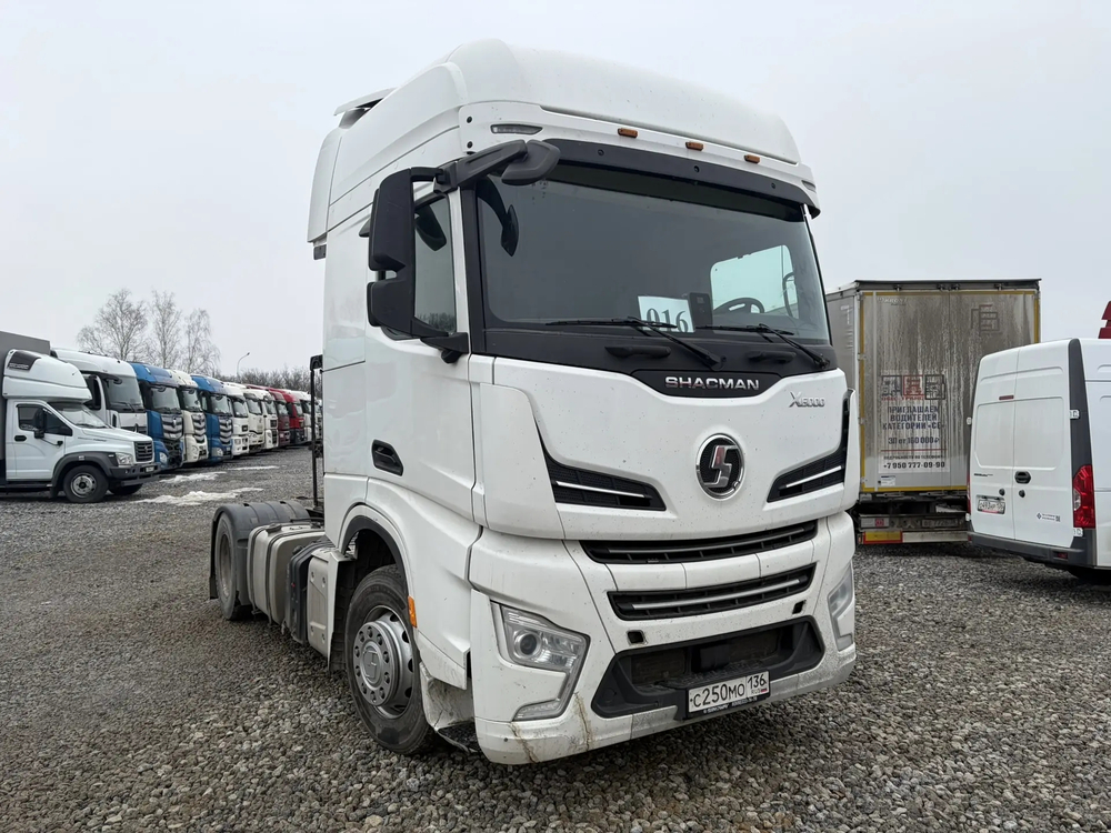 Shacman (Shaanxi) SX* 4x2 Седельный тягач SX4188YY381 (Дизельный, 12,5 л, 473 л.с., МТ)