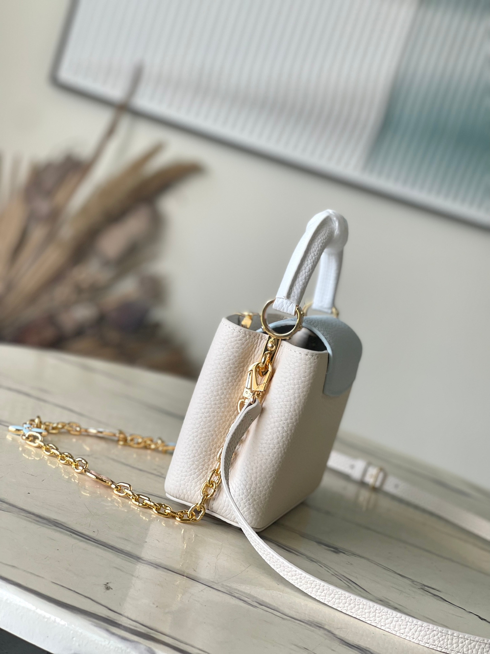 Louis Vuitton Capucines Mini