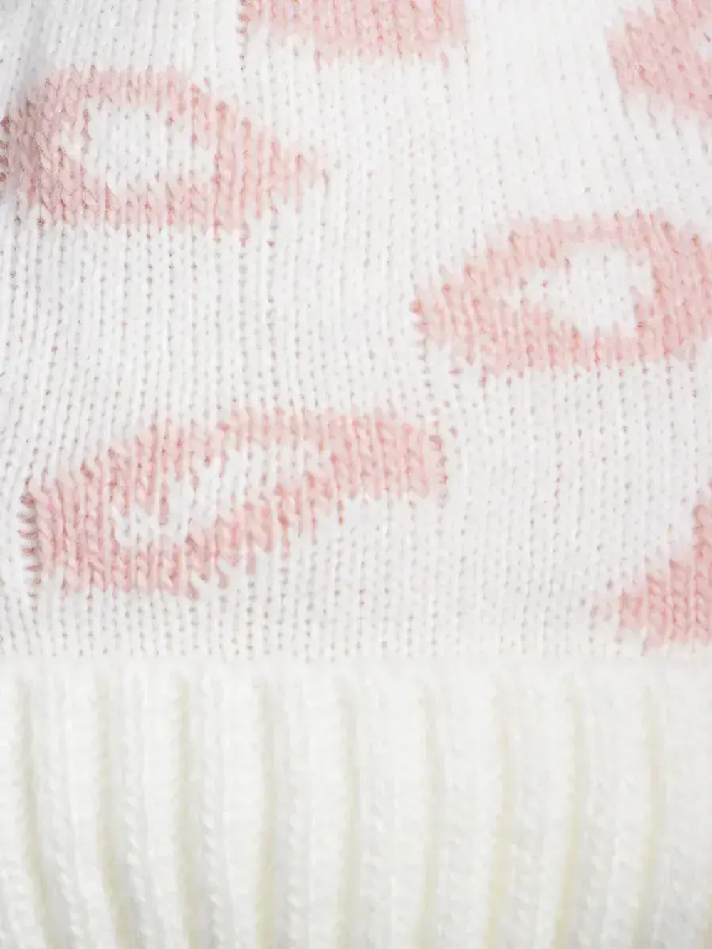 Шапка для девочки зимняя с помпонами на завязках