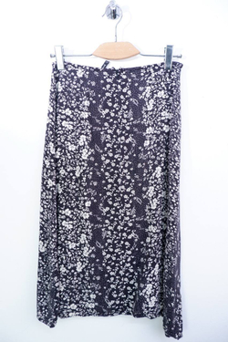 Юбка Stradivarius модная, маркировка 38 eur, визуально 44 размер