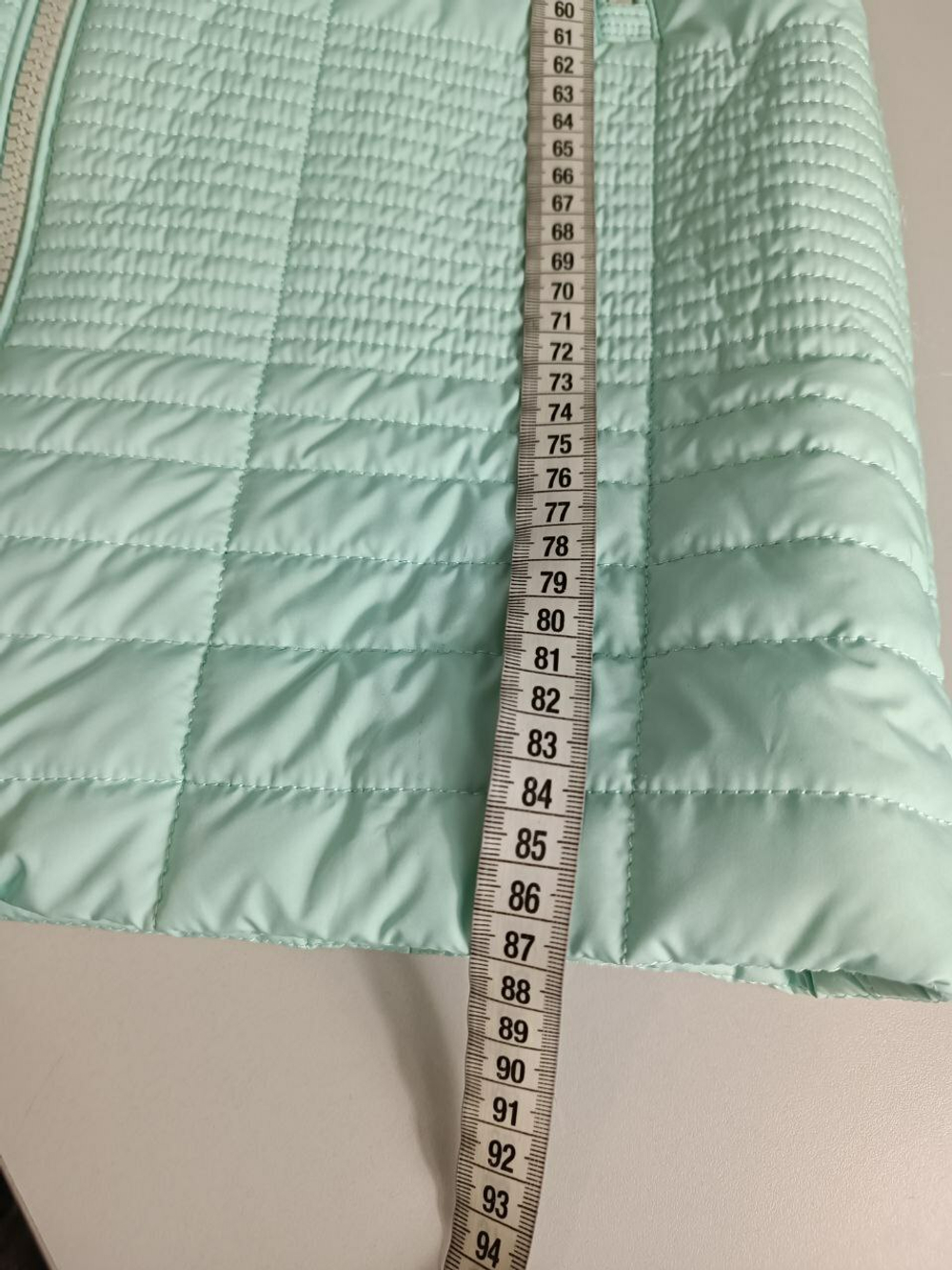 Пуховик Icebear светлый демисезонный 42 размер