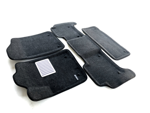 Коврики салона для NISSAN Patrol (2010-)/INFINITI QX 56/80 (2010-2015-) (3 ряд) Euromat 3D Lux серые. Арт. EM3D-002813G