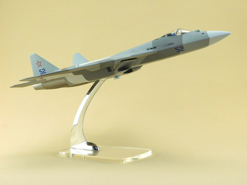 Модель самолета Су-57 (М1:48, 052, Камуфляж)