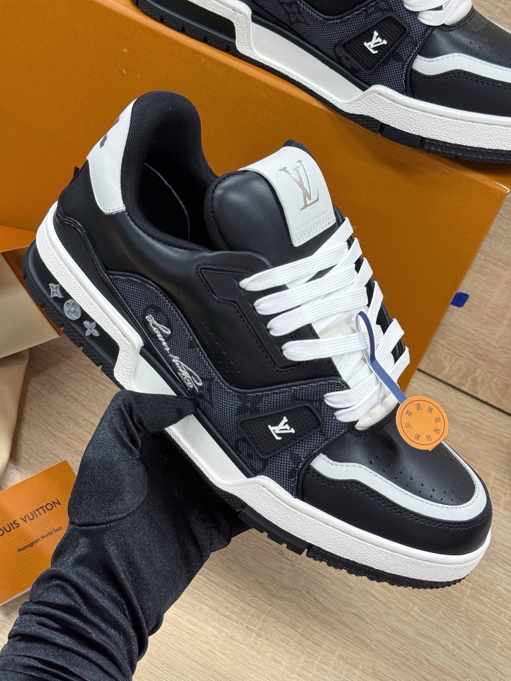 Кроссовки Louis Vuitton