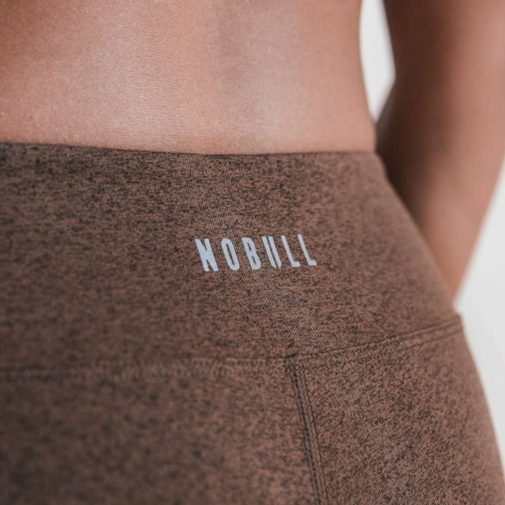 Шорты NOBULL бежевые 2 дюйма