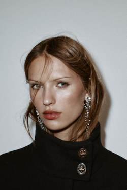 ZARA КОРОТКОЕ ПАЛЬТО-НАКИДКА С ПОЯСОМ ИЗ ШЕРСТИ, ЧЕРНЫЙ