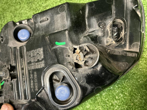 Фонарь левый внутренний Porsche Cayenne 958 14-18