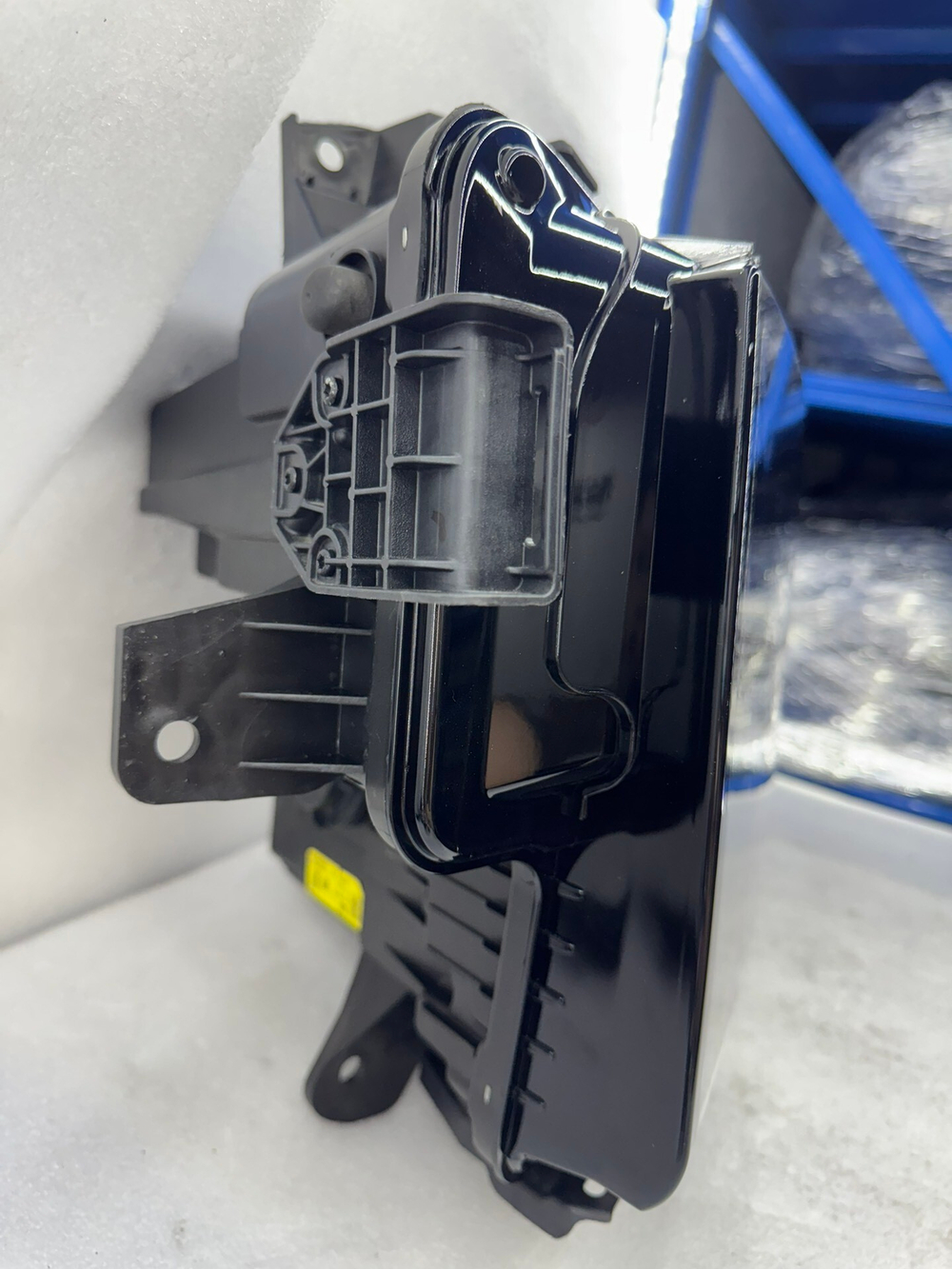 Фара правая LED оригинал для Li Auto L9 ()