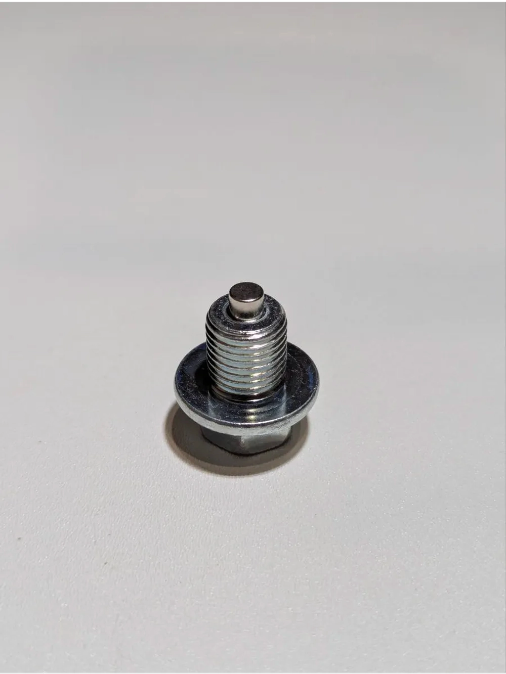 - -  Болт магнитный поддона, M12x1.5 для мотоцикла, автомобиля