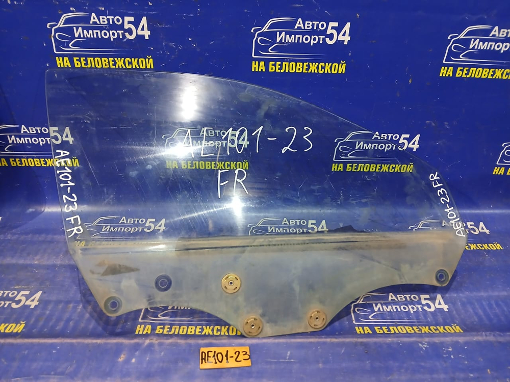 Стекло двери передней правой TOYOTA CERES 1992