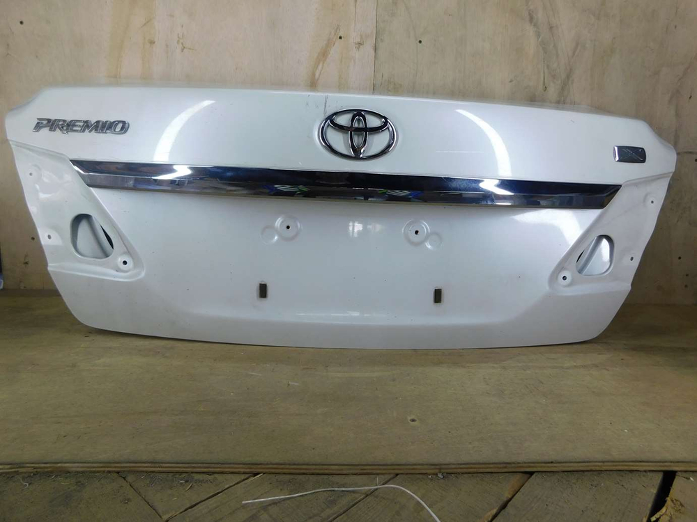 крышка багажника Toyota Premio NZT260 ZRT265 без оптики