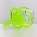 2589905 Пустышка силиконовая ортодонтическая «Бантик» с колпачком, от 0 мес., цвет зелёный