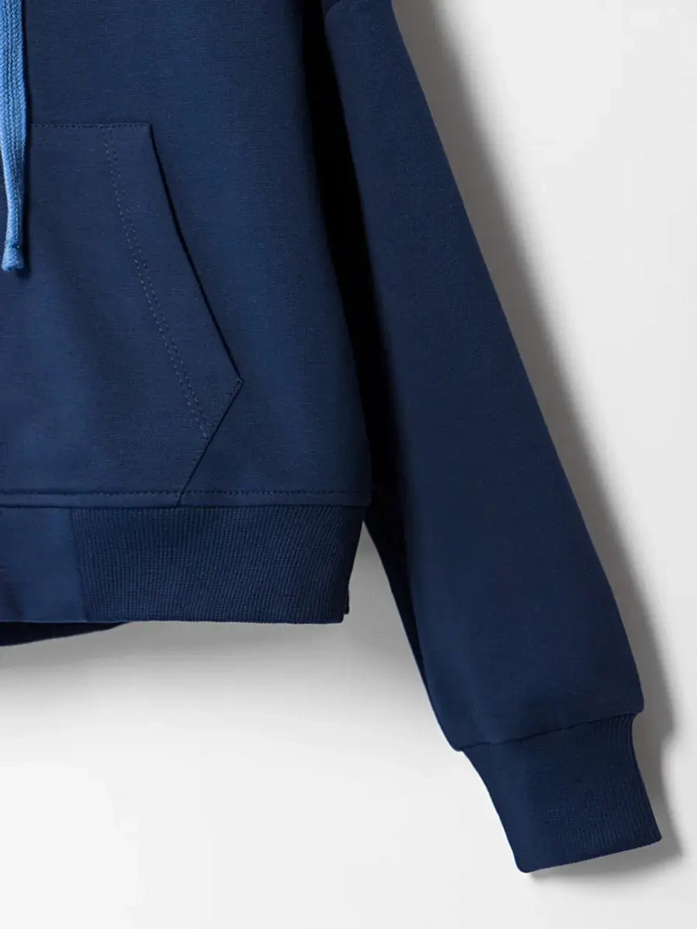 Спортивный костюм для девочки в школу