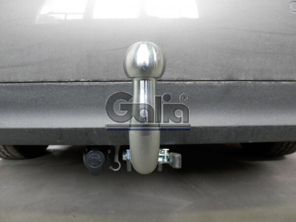 Фаркоп оцинкованный Galia A049A для Audi A6 седан/универсал 2011-2019, A6 Allroad 2012-, A7 Sportback 2011-2017(паспорт и сертификат в комплекте)(без электрики)