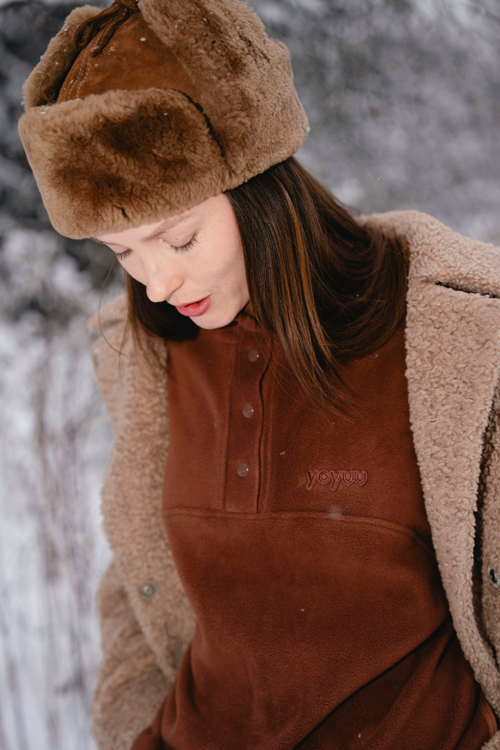 Флисовый свитшот с воротником-стойкой