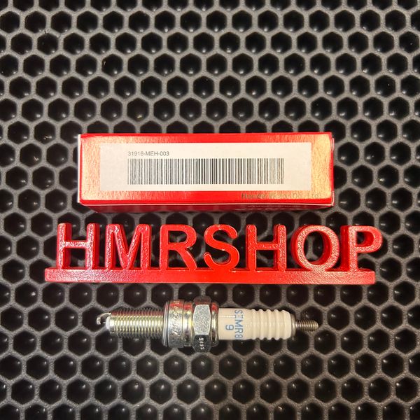 Honda Свеча зажигания SIMR8A9 CBR 250 CBR 300 CRF 250 DN-01 31916-MEH-003 аналог 31916-MEH-000