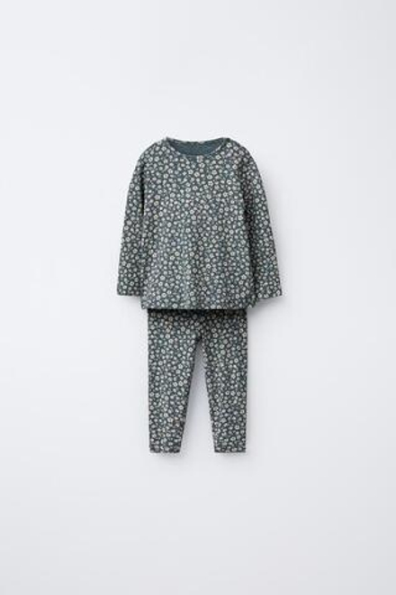 ZARA КОМПЛЕКТ ИЗ ФУТБОЛКИ И ЛЕГИНСОВ С ЦВЕТОЧНЫМ ПРИНТОМ, НЕФТЯНОЙ