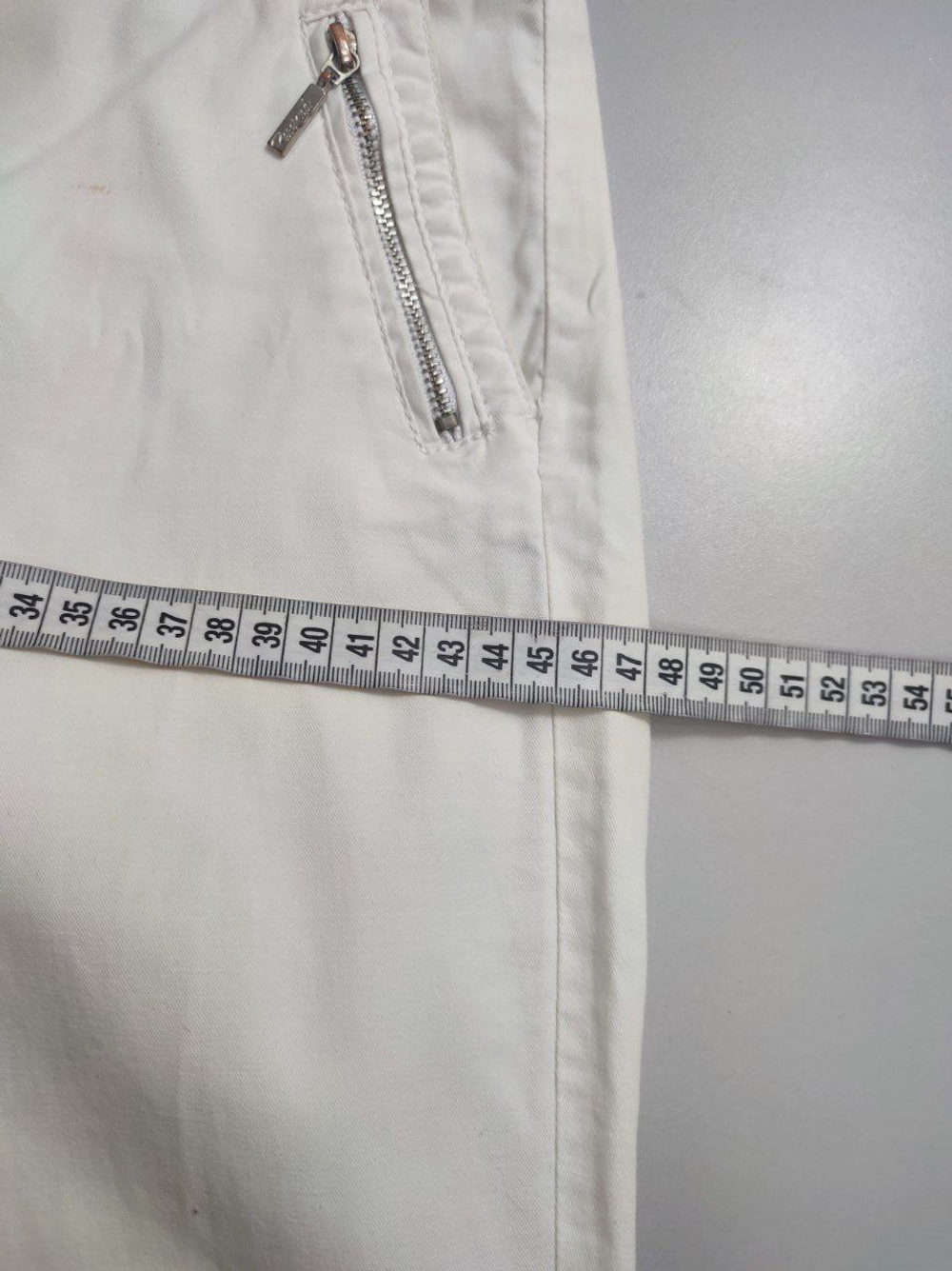 Джинсы Reserved светлые 40 размер