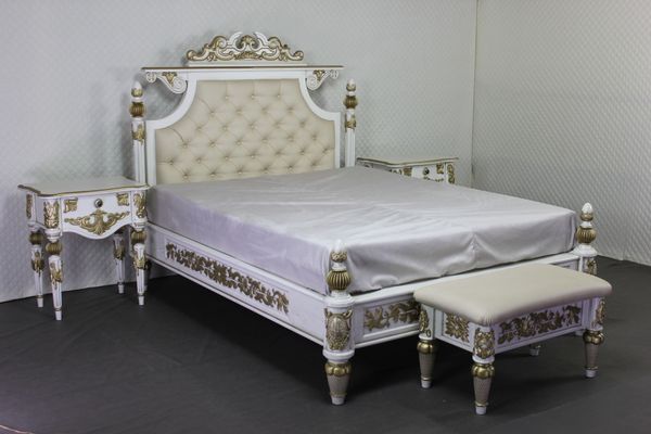 Создай свой маленький дворец: спальный гарнитур в царском стиле