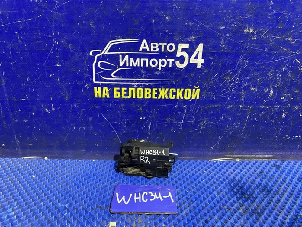 Ручка двери задней правой салонная NISSAN STAGEA 1996-1998