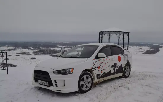 Бампер передний EXTREME для Mitsubishi Lancer 10