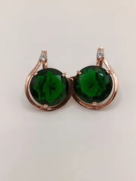 Серьги бижутерные с кристаллом