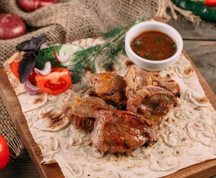 Шаурма и блюда в лаваше