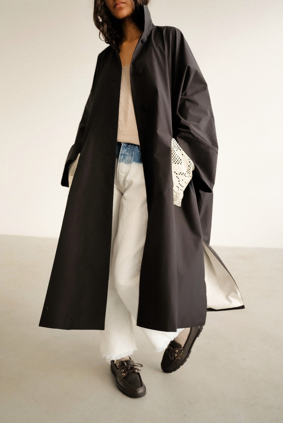 Плащ с лебедями