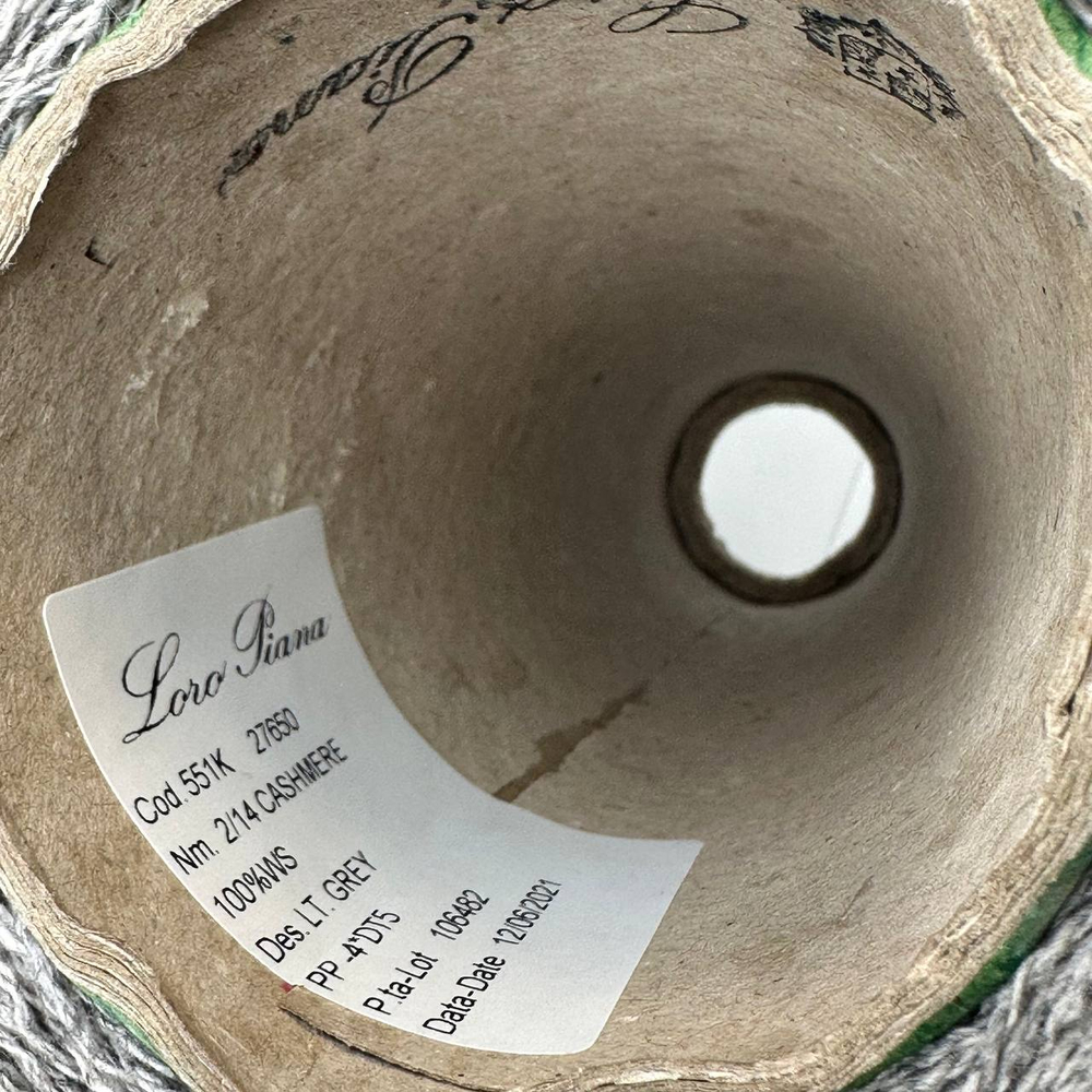 CASHMERE - Loro Piana; 100% кашемир; 700м/100гр (2/14); col. LT GREY; цвет: светло-серый меланж