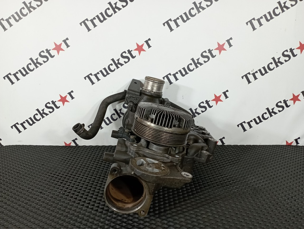 Насос водяной (помпа) 2018г.