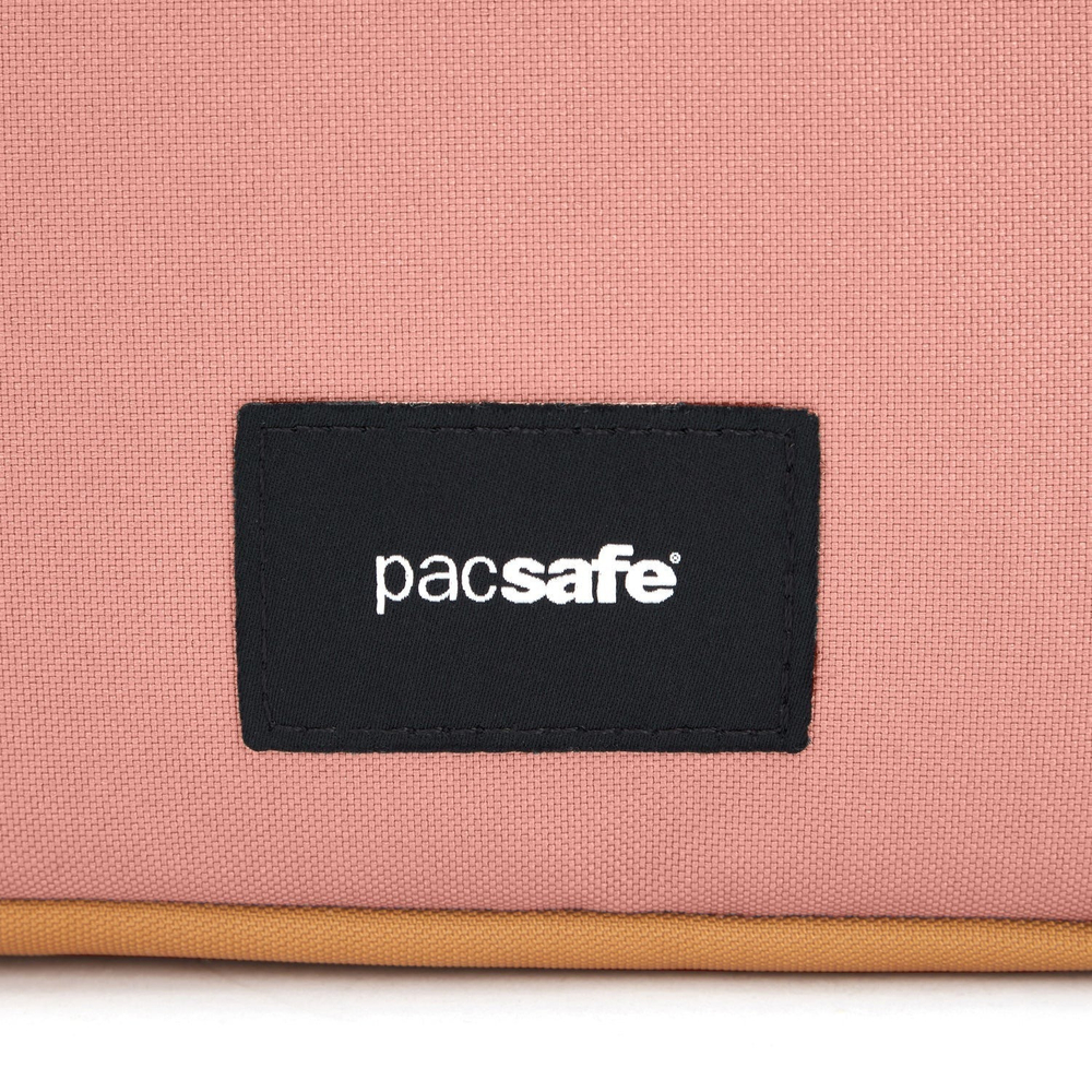 Сумка антивор Pacsafe GO Crossbody, розовый, 2.5 л.
