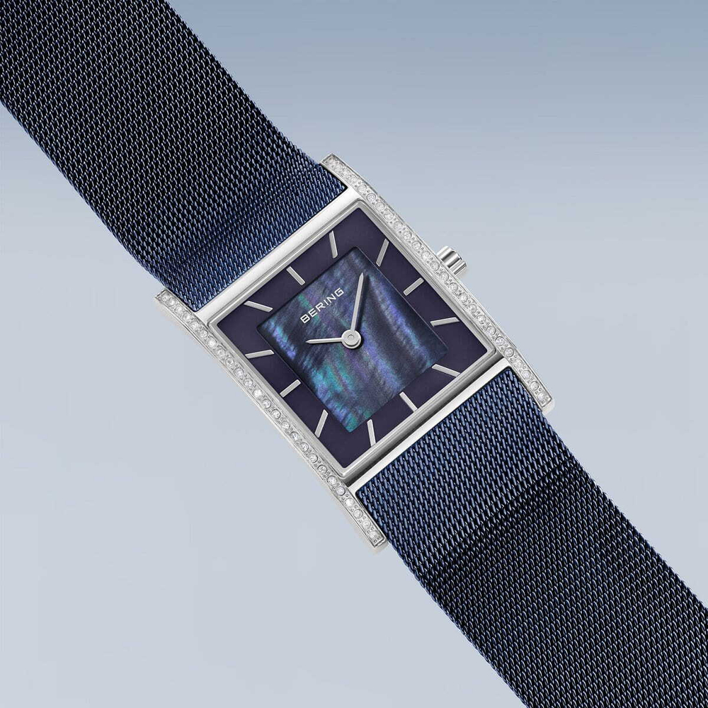 Женские наручные часы Bering 10426-397-S