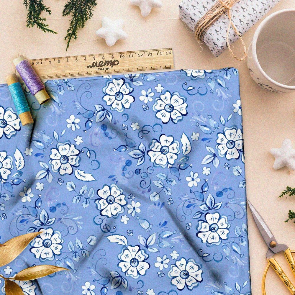 Ткань мембрана редкие элементы гжели на голубом фоне