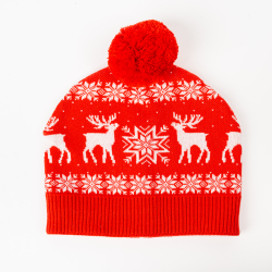 Шапка цветная с помпоном "Северные олени"