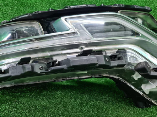 Фара правая Kia Carnival 4 (2020-2023) LED