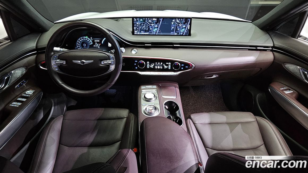 Genesis GV70 2.5T Бензин 2WD (05.2022)