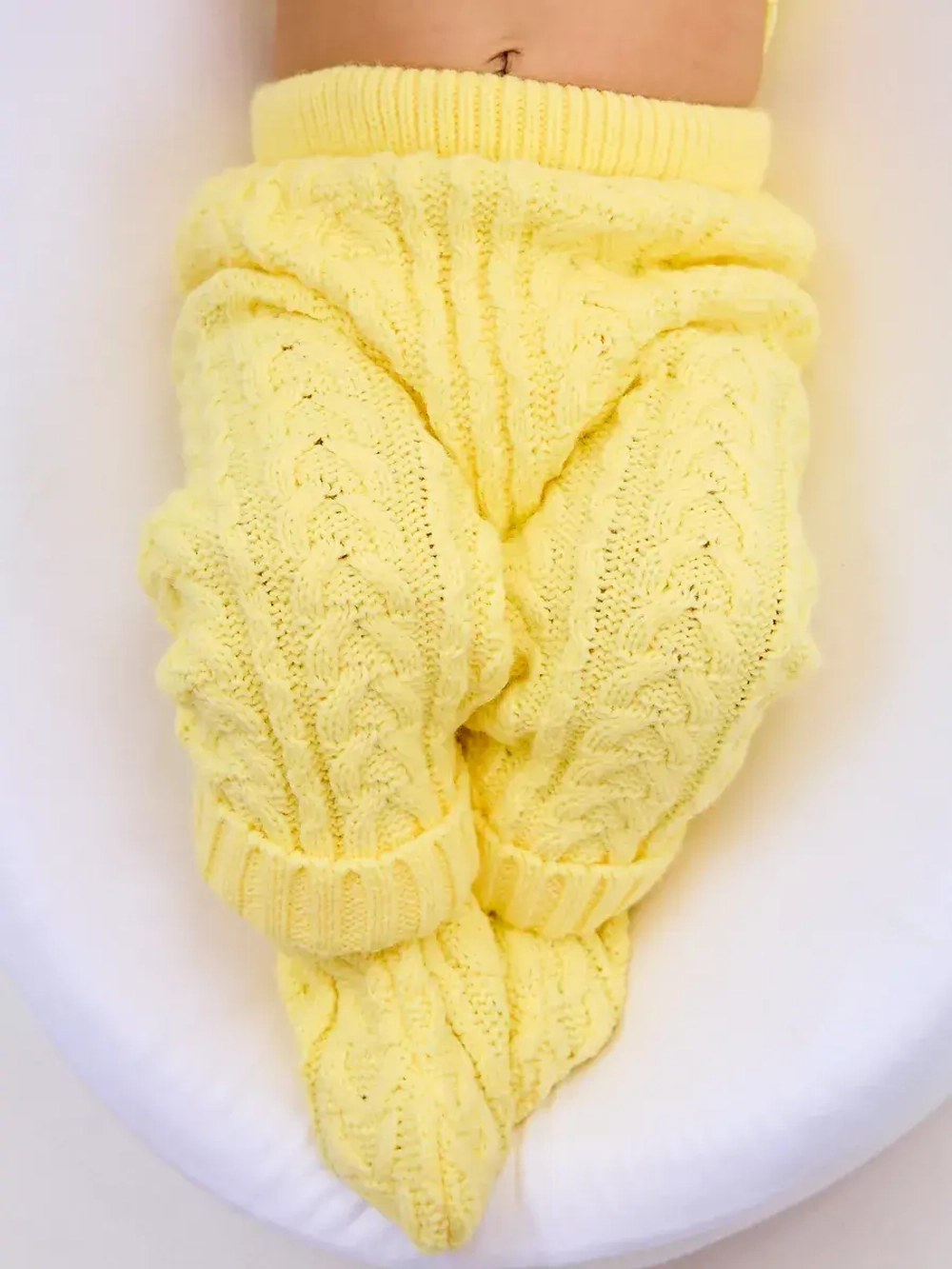 вязаный костюм для новорожденных