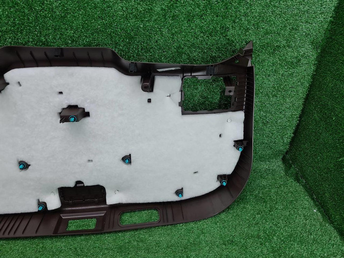 Обшивка крышки багажника Faw Bestune T77 (18-нв)