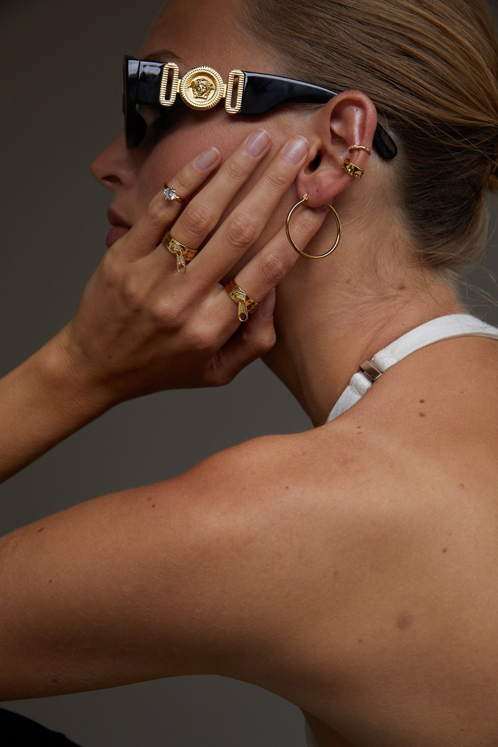 Серьга каффа мятая широкая Gold