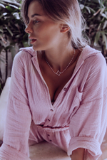 Колье «Клевер» с бусинами из розового кварца