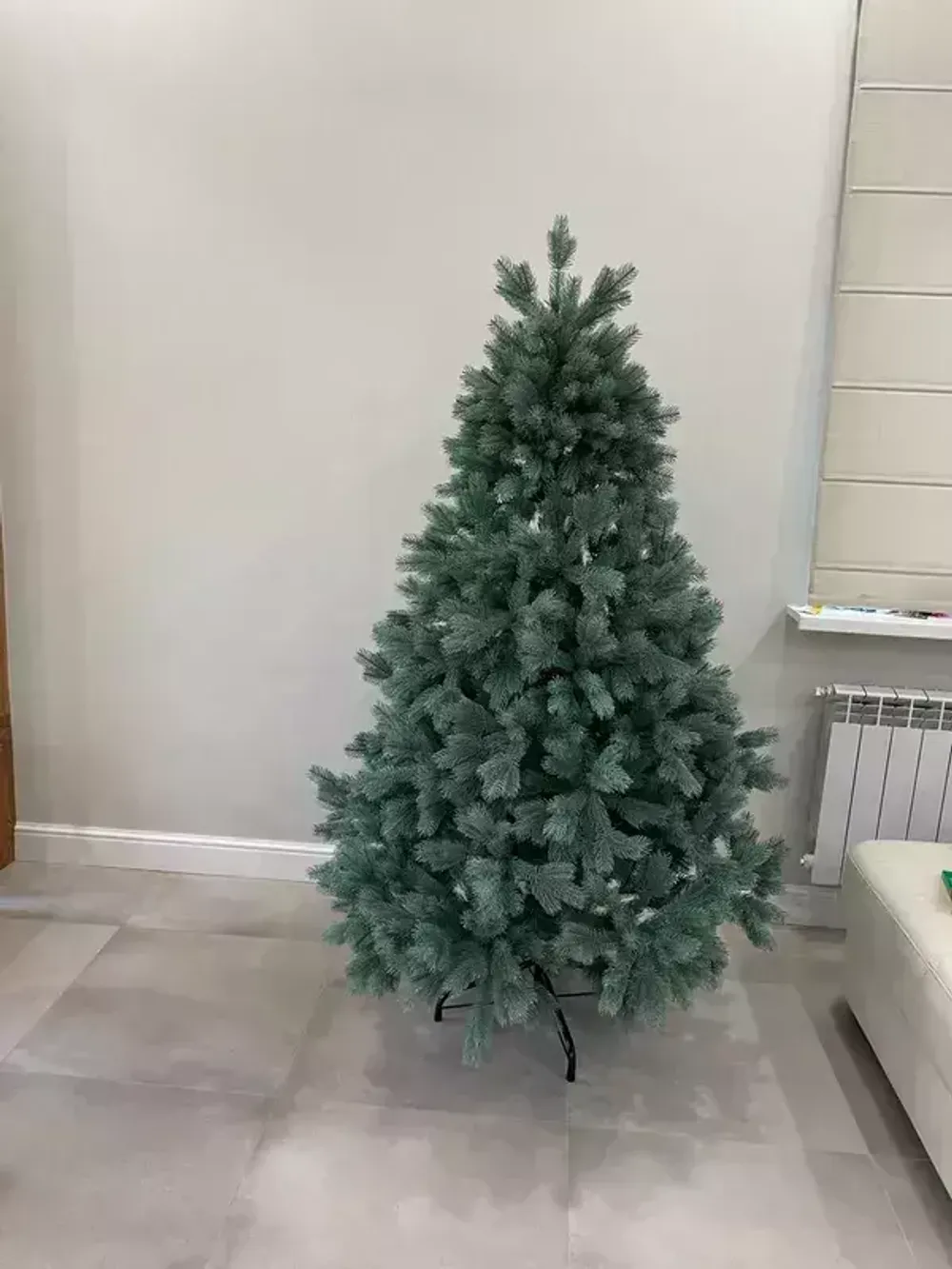 Ель голубая искусственная «Бордо» (Литая хвоя) 180 см / 1.8 м