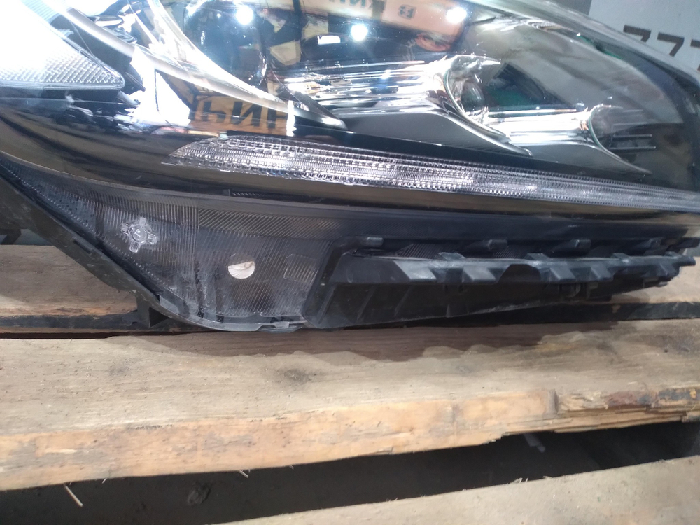 Фара правая LED Kia Sorento 3 Prime (UM) 17-20 Б/У Оригинал 92102C5620