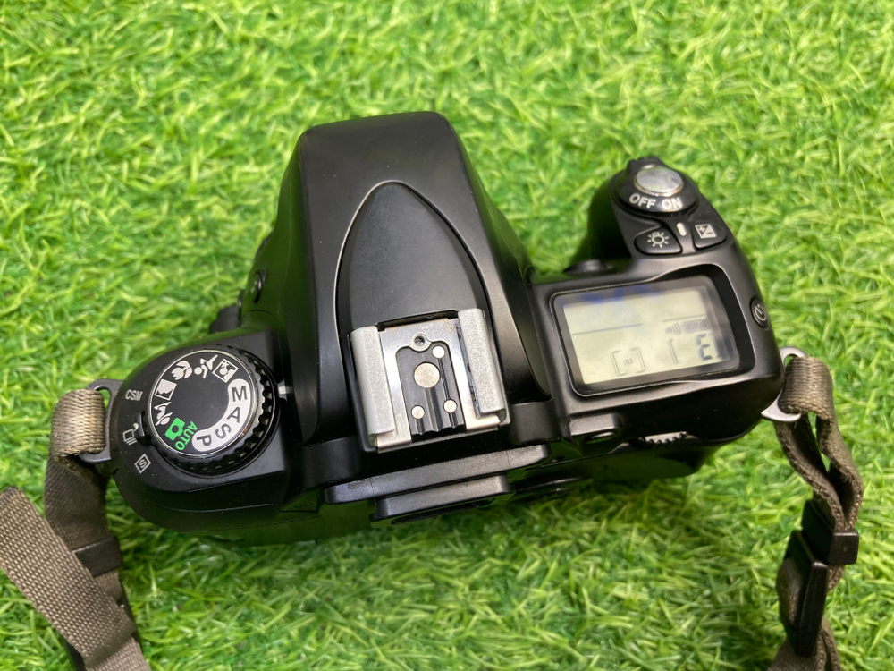 Nikon F75
