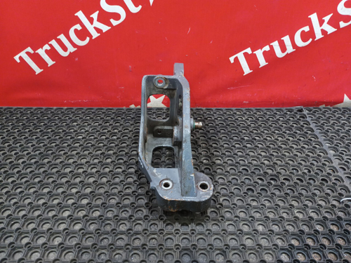 Кронштейн рессоры передней правый 2018г.