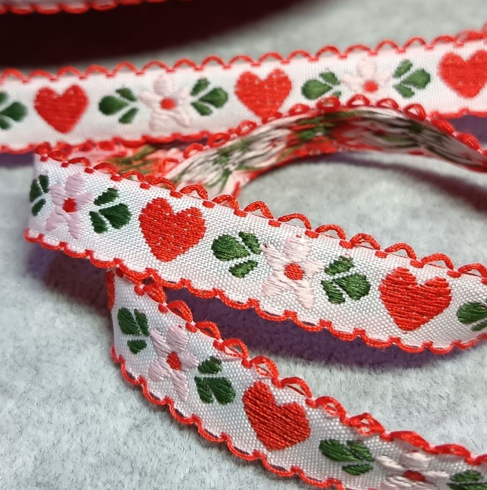 Тесьма жаккард, ш. 1,8 см
