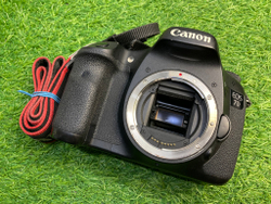 Canon EOS 7D (205.000 кадров)