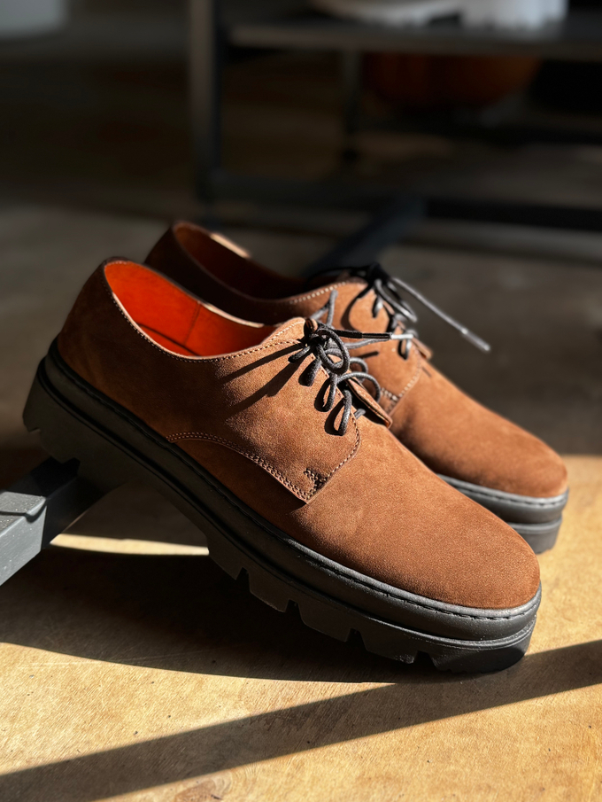 DERBY Brown nubuck classic